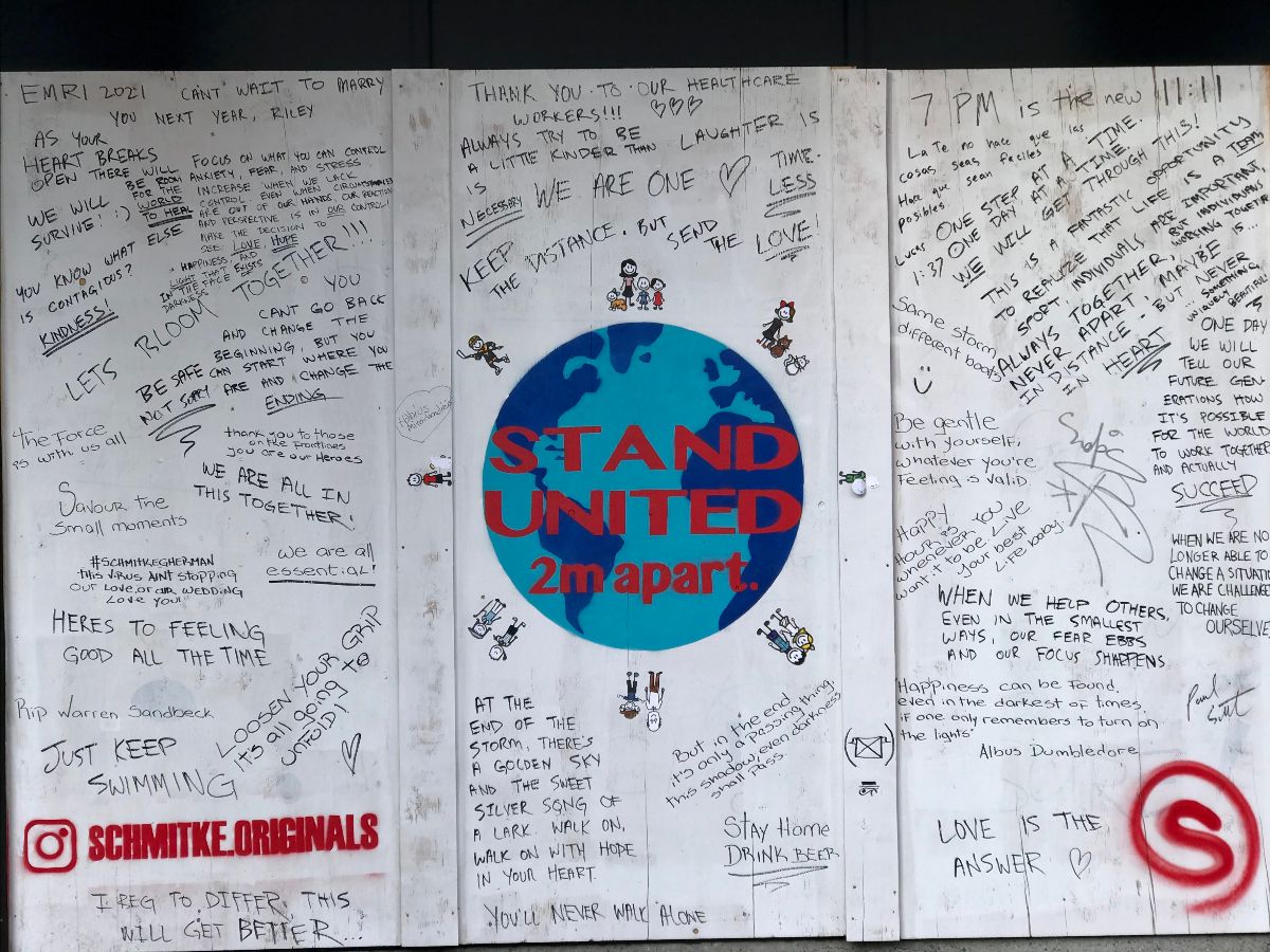 stand united 2m apart